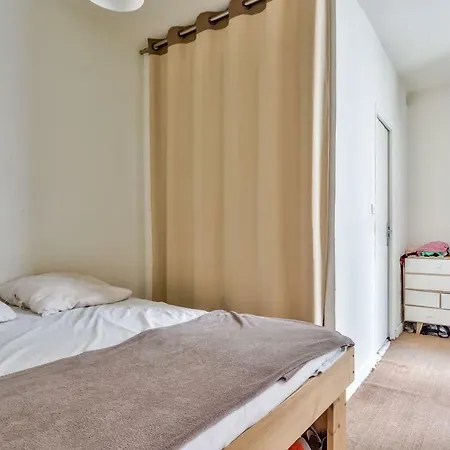 Pleasant *paris 18* Apartment